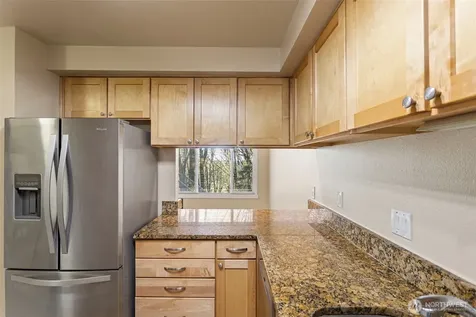 15230 SE 43rd Street Bellevue WA 98006