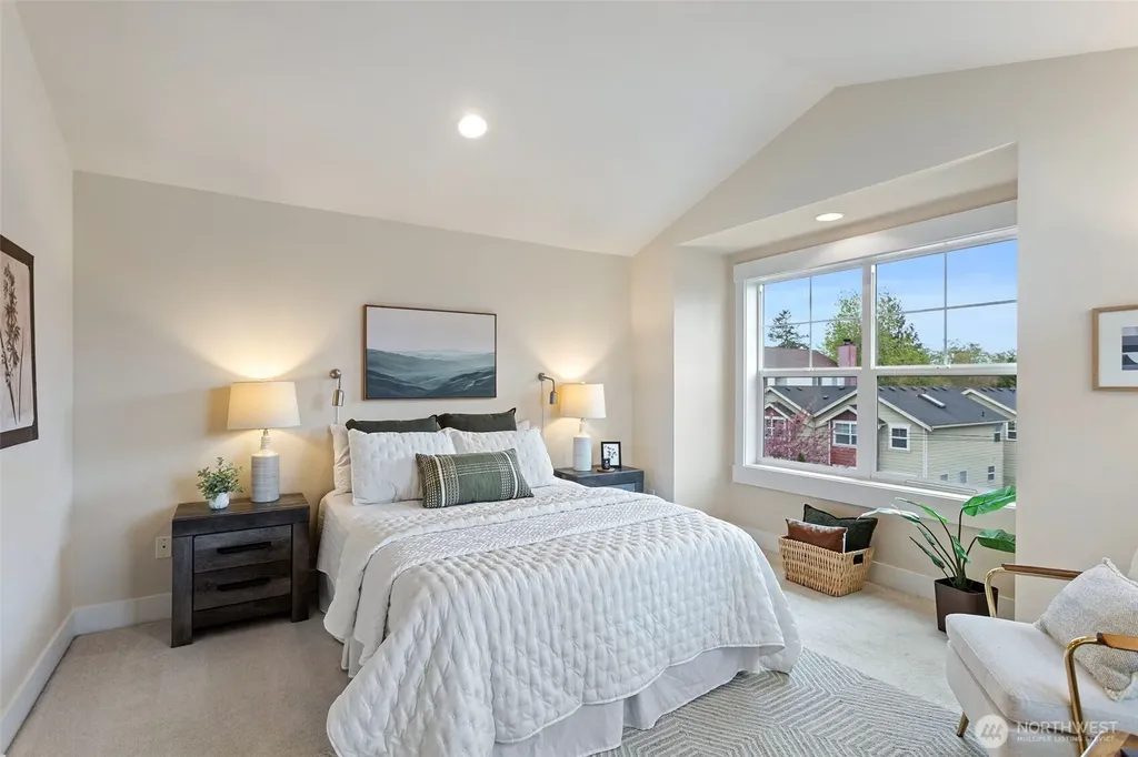 9501 Interlake Avenue N Seattle WA 98103