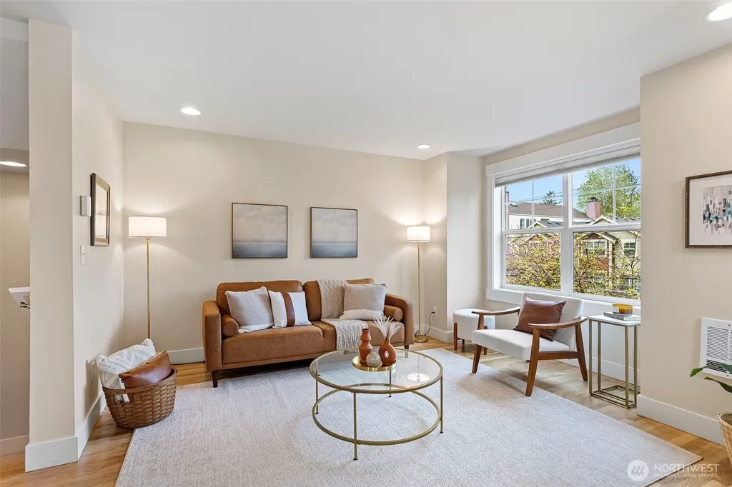 9501 Interlake Avenue N Seattle WA 98103