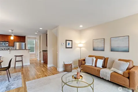 9501 Interlake Avenue N Seattle WA 98103