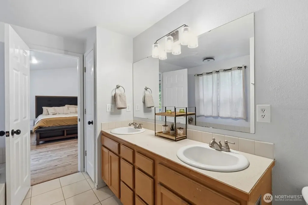 10721 Case Road SW Olympia WA 98512
