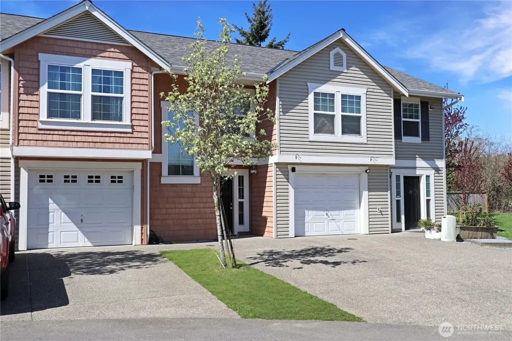 1002 108th Street Ct E Tacoma WA 98445