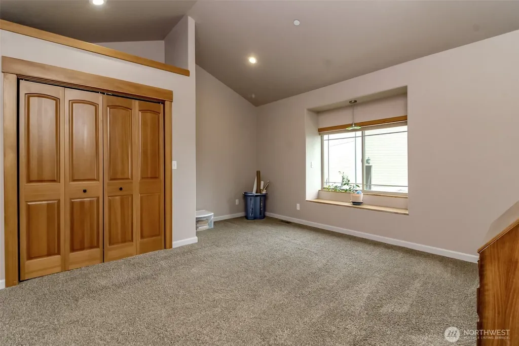 47335 260th Avenue SE Enumclaw WA 98022