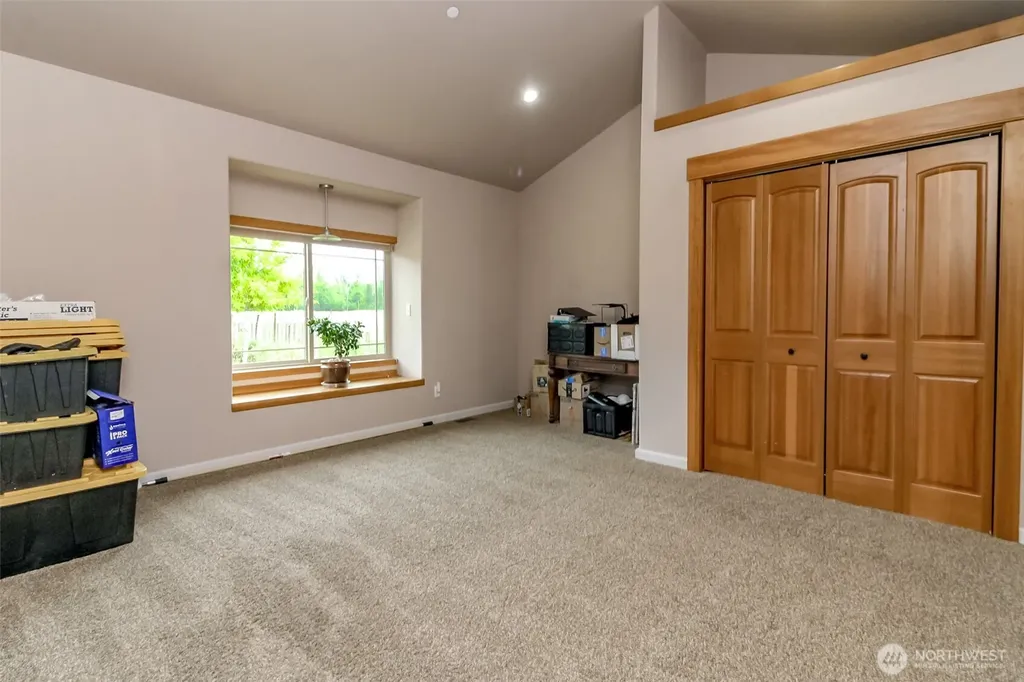 47335 260th Avenue SE Enumclaw WA 98022