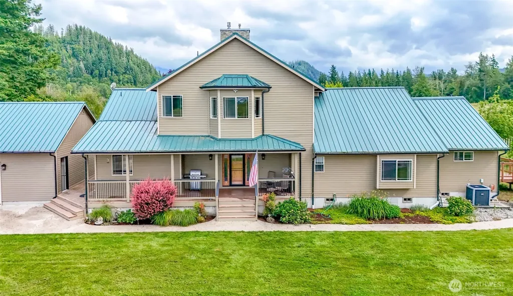 47335 260th Avenue SE Enumclaw WA 98022