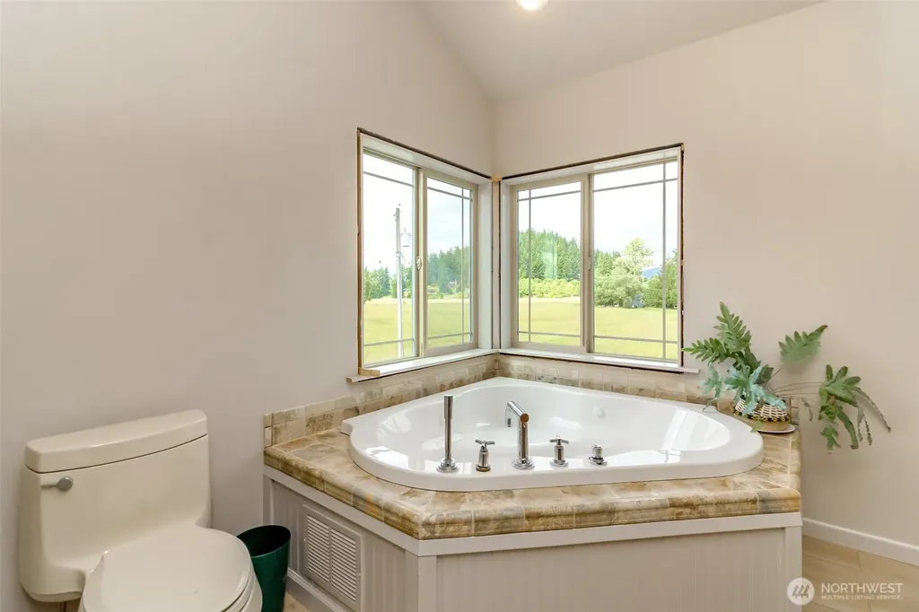 47335 260th Avenue SE Enumclaw WA 98022