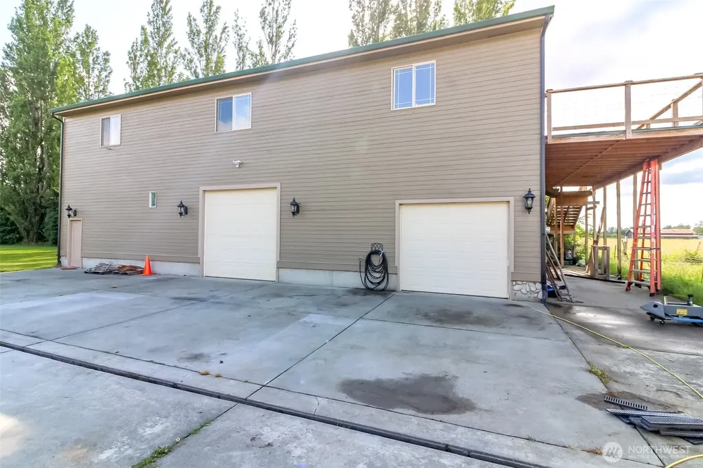 47335 260th Avenue SE Enumclaw WA 98022