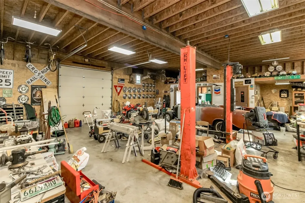 47335 260th Avenue SE Enumclaw WA 98022