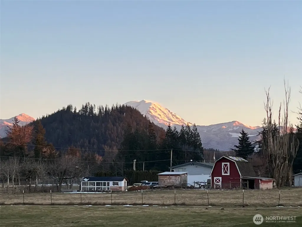 47335 260th Avenue SE Enumclaw WA 98022