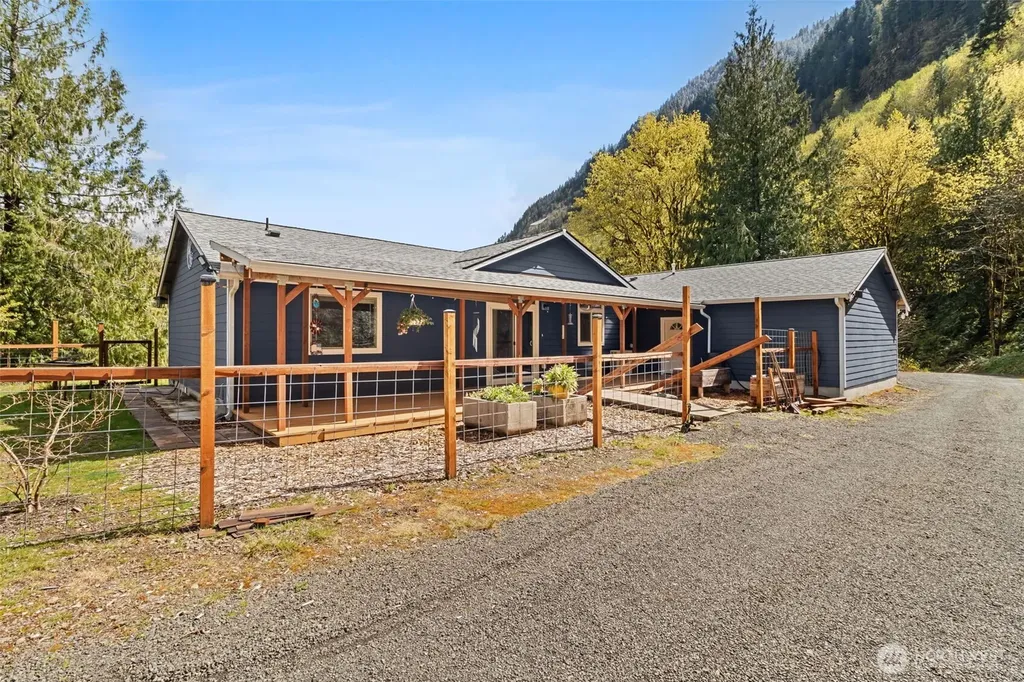 5588 State Route 508 Morton WA 98356