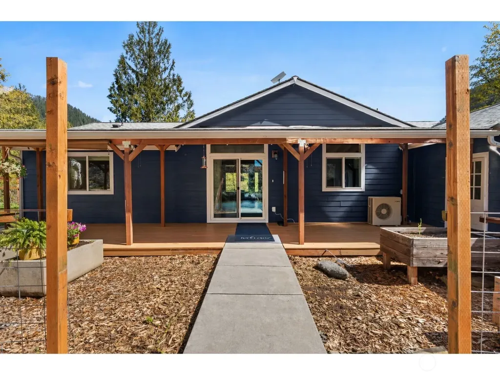 5588 State Route 508 Morton WA 98356