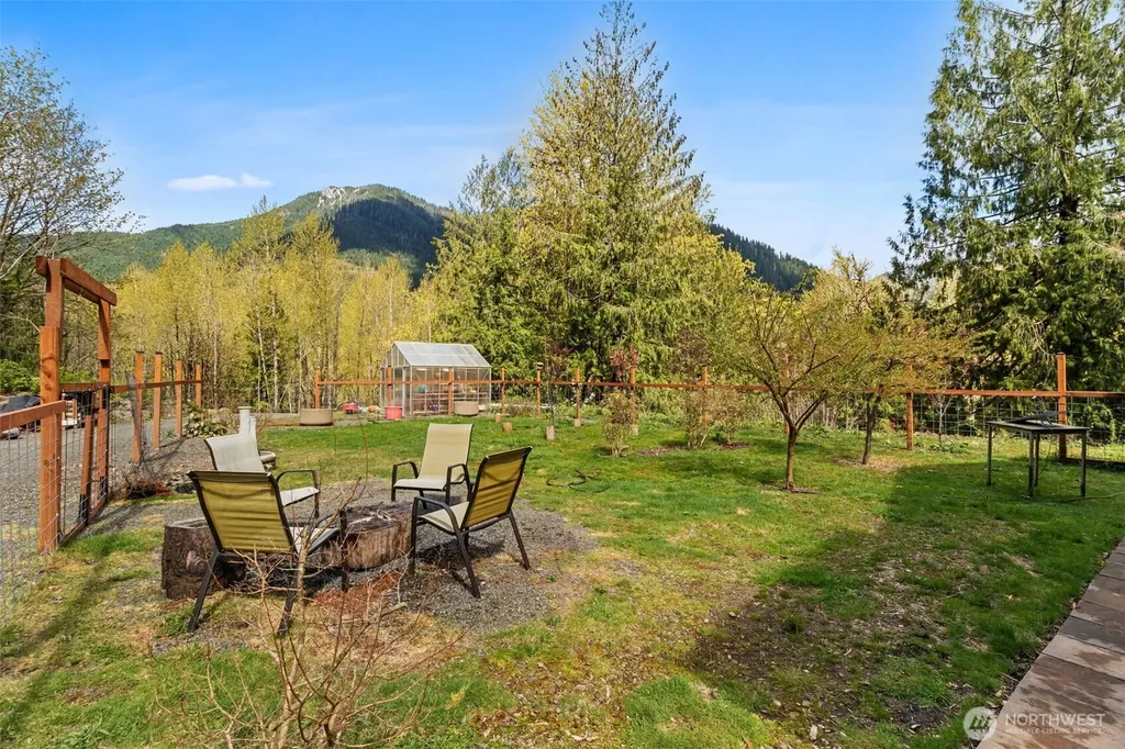5588 State Route 508 Morton WA 98356