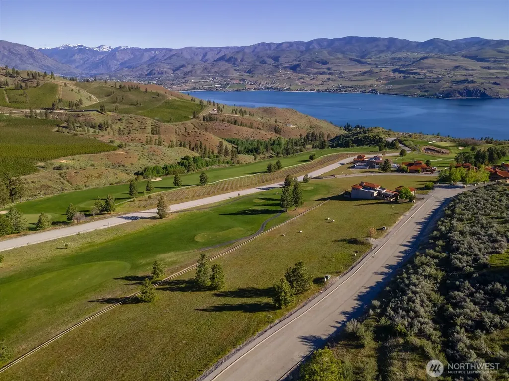 322 Paintbrush Road Chelan WA 98816