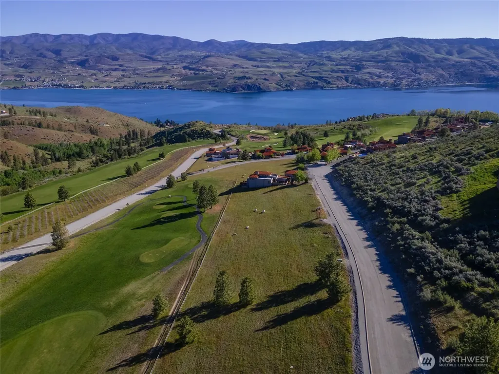 322 Paintbrush Road Chelan WA 98816