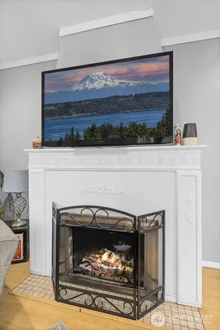 934 N 100th Street Seattle WA 98133