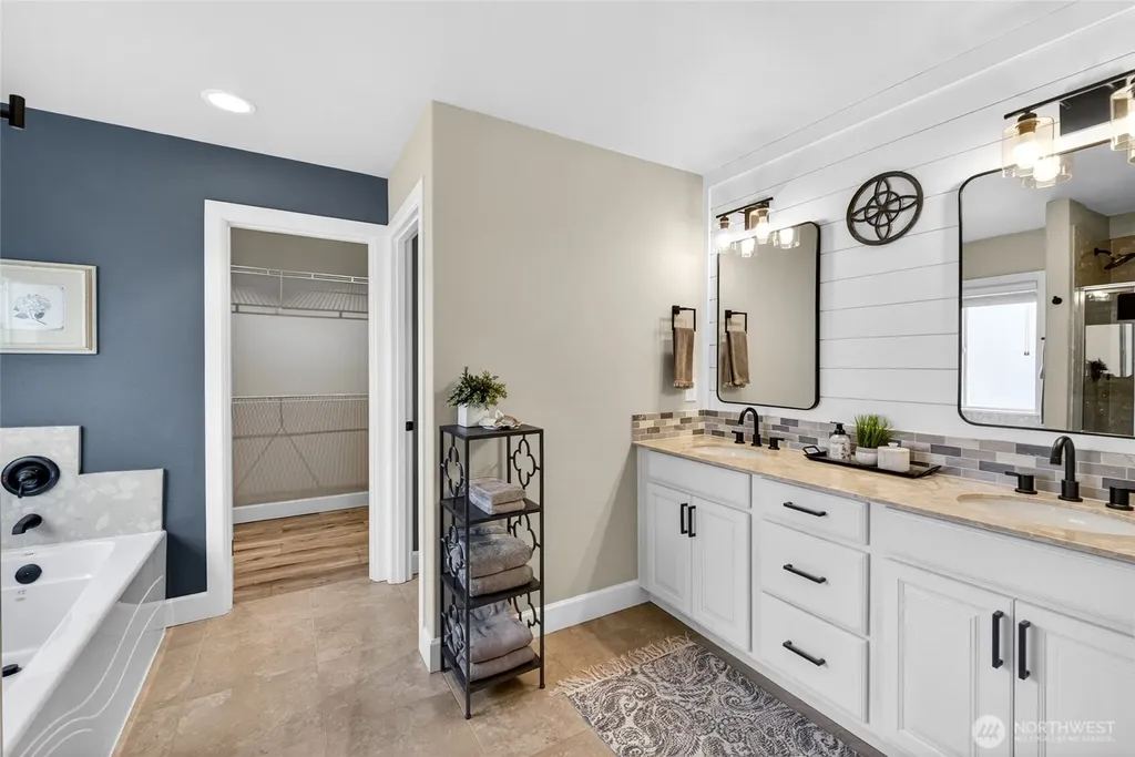 14207 Overlook Drive E Bonney Lake WA 98391