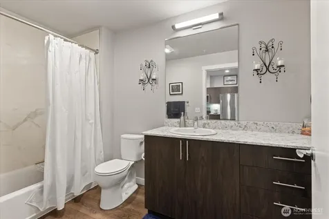 1085 103rd Avenue NE Bellevue WA 98004