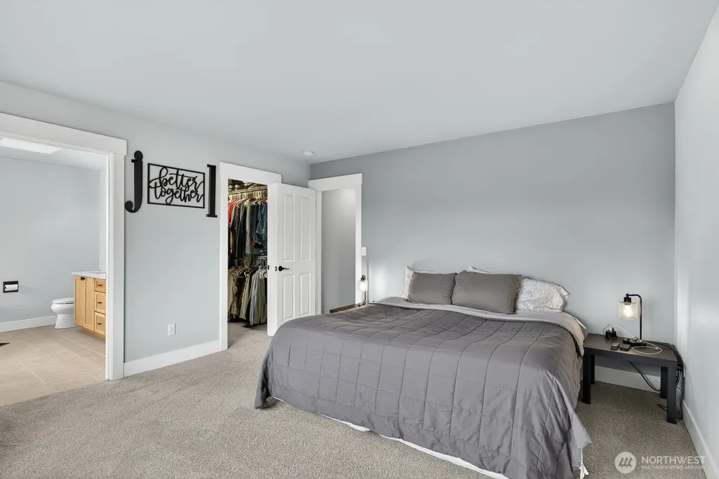 2215 37th Court Anacortes WA 98221