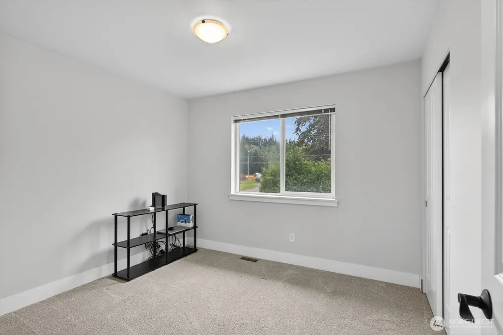 2215 37th Court Anacortes WA 98221
