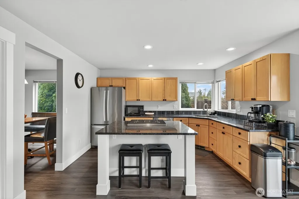 2215 37th Court Anacortes WA 98221