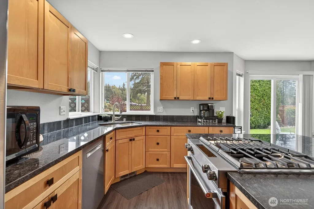 2215 37th Court Anacortes WA 98221