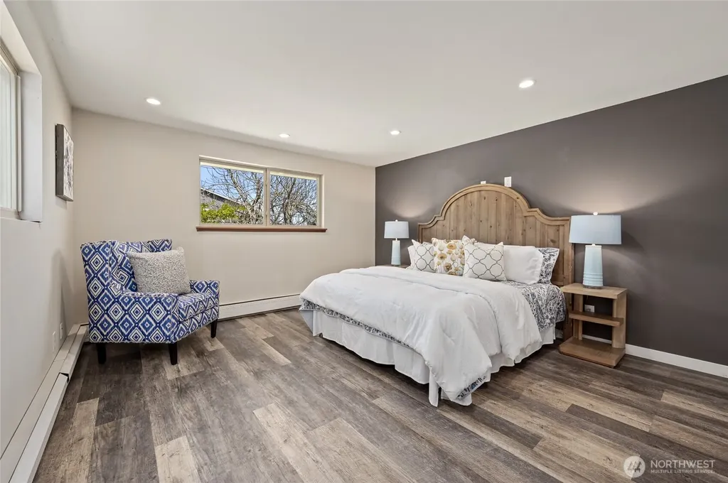 1462 SE Camano Drive Camano Island WA 98282