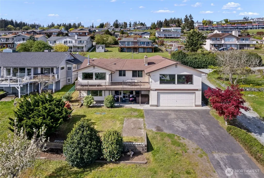 1462 SE Camano Drive Camano Island WA 98282