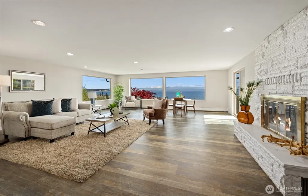 1462 SE Camano Drive Camano Island WA 98282