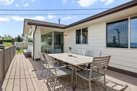 1462 SE Camano Drive Camano Island WA 98282