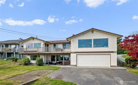 1462 SE Camano Drive Camano Island WA 98282