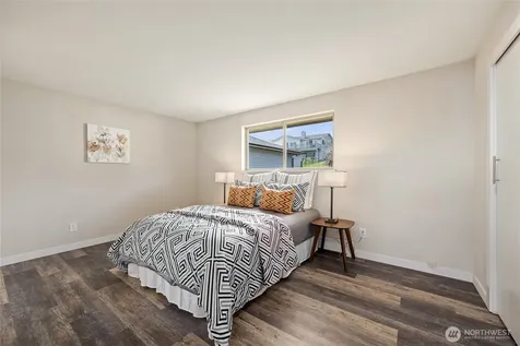 1462 SE Camano Drive Camano Island WA 98282