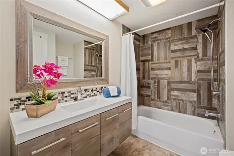 1462 SE Camano Drive Camano Island WA 98282