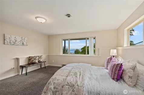 1462 SE Camano Drive Camano Island WA 98282