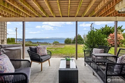 1462 SE Camano Drive Camano Island WA 98282
