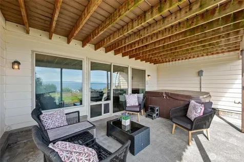 1462 SE Camano Drive Camano Island WA 98282