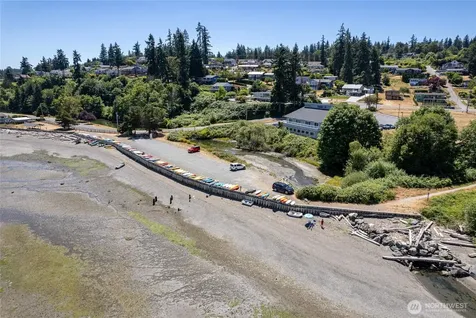 1462 SE Camano Drive Camano Island WA 98282