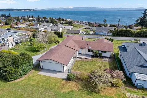 1462 SE Camano Drive Camano Island WA 98282