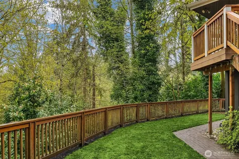 15803 81st Avenue NE Kenmore WA 98028