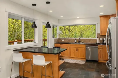 15803 81st Avenue NE Kenmore WA 98028