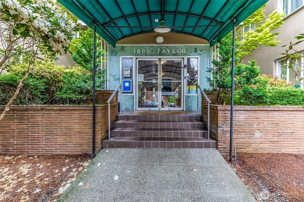 1800 Taylor Avenue N Seattle WA 98109