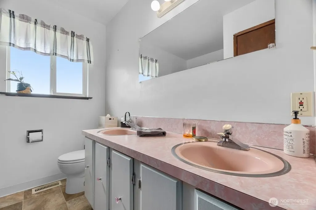 938 Mox Chehalis Road Mccleary WA 98557