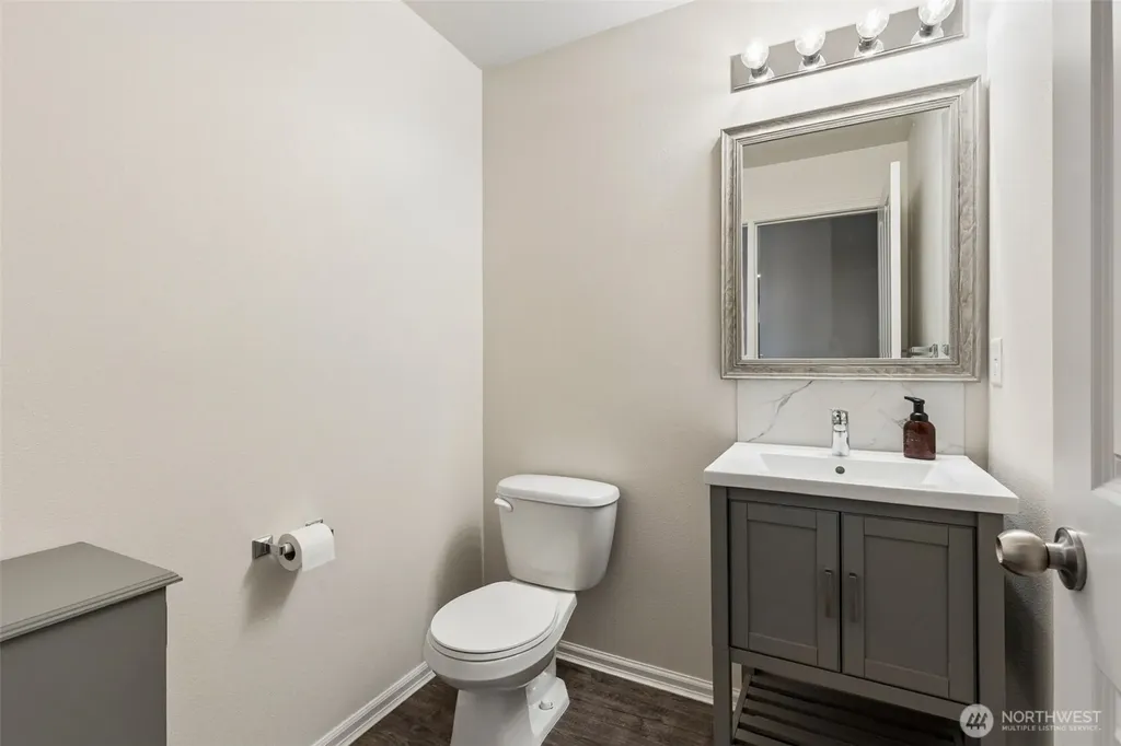 1398 Ebbets Drive SW Tumwater WA 98512