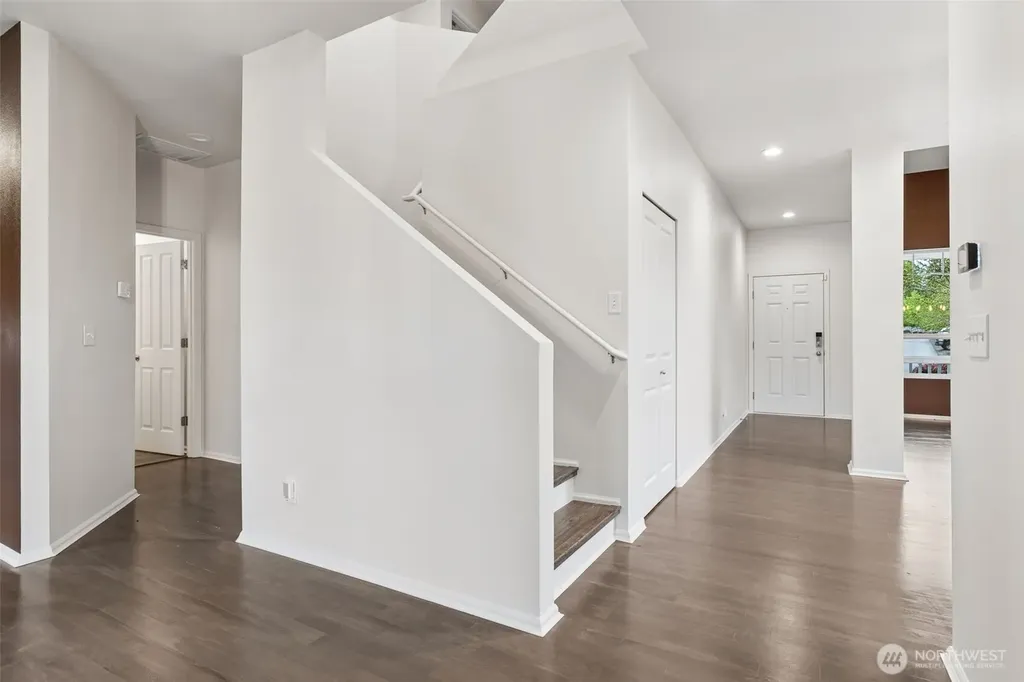 1398 Ebbets Drive SW Tumwater WA 98512