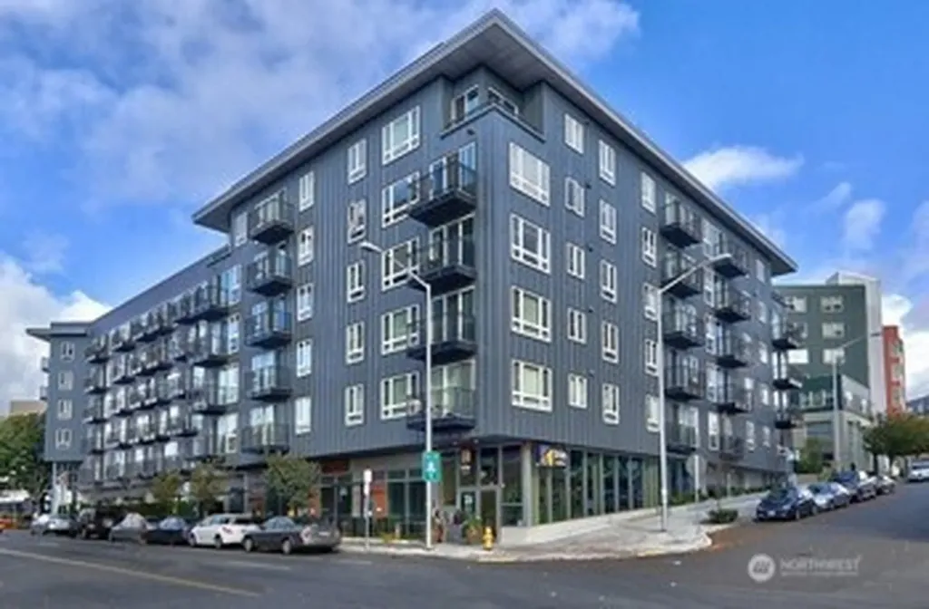 3104 Western Avenue Seattle WA 98121