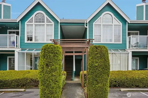 16419 Spruce Way Lynnwood WA 98037