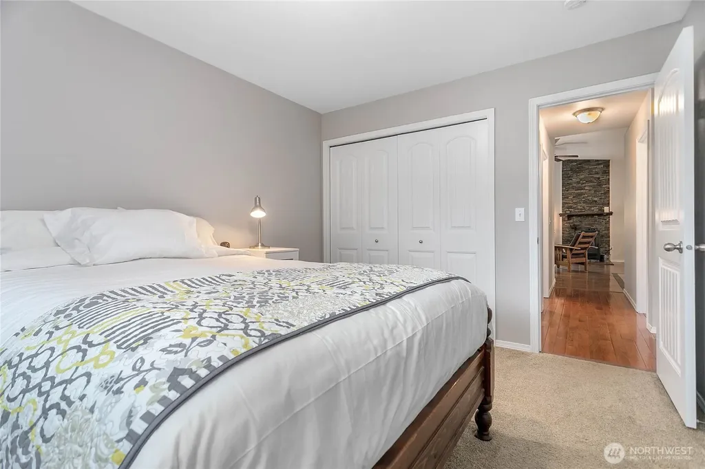 6236 Shamrock Road Maple Falls WA 98266