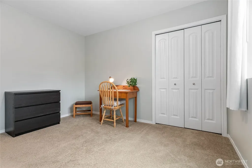 6236 Shamrock Road Maple Falls WA 98266