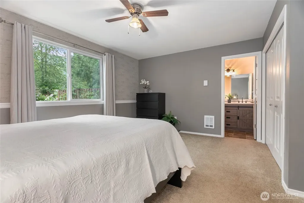 6236 Shamrock Road Maple Falls WA 98266