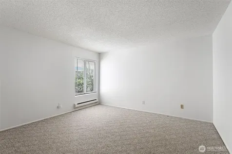 5620 200th Street SW Lynnwood WA 98036