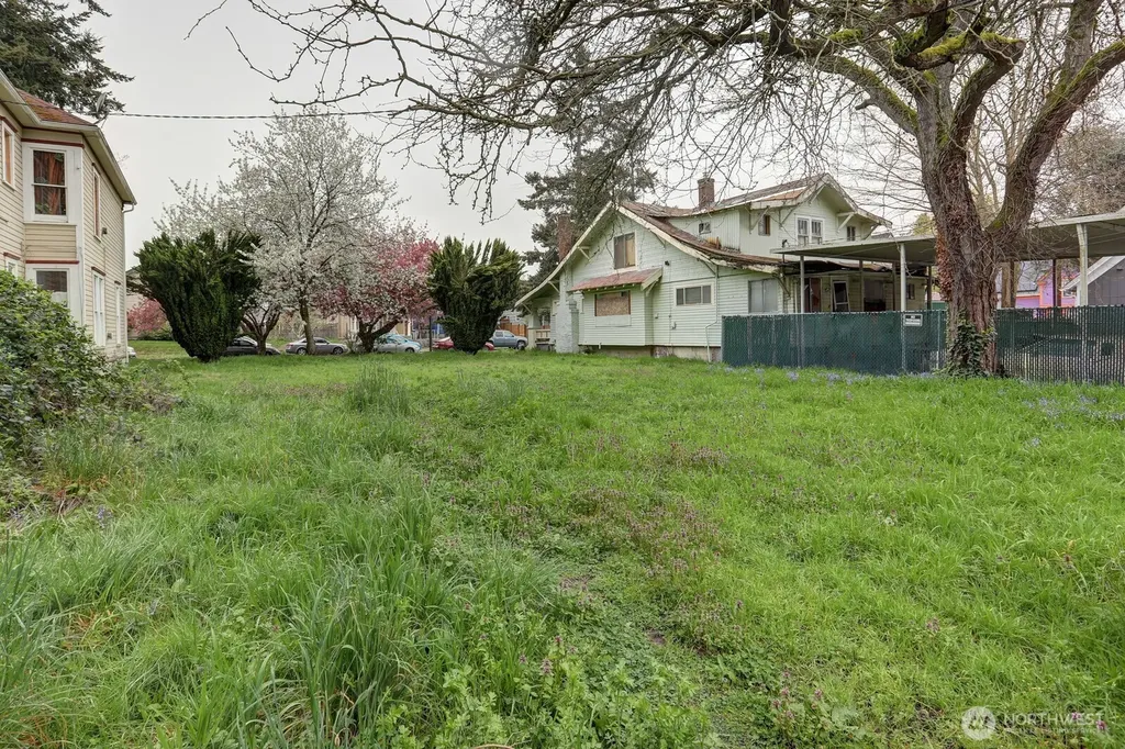 811 S L Street Tacoma WA 98405